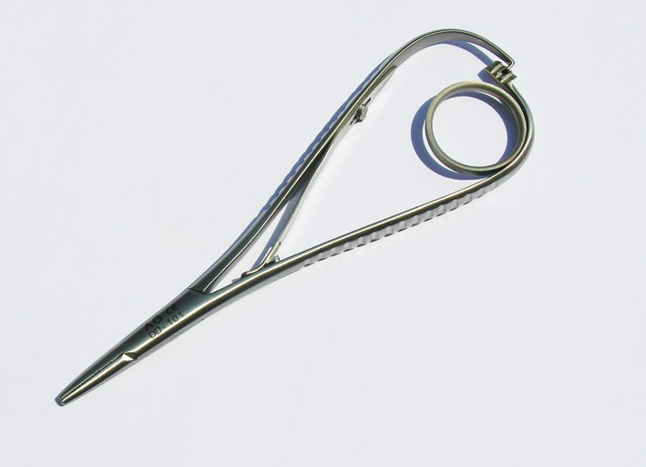 Igłotrzymacz Mathieu z pierścieniem 14 cm Igłotrzymacz Mathieu z pierścieniem 14 cm
