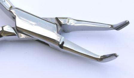 Kleszcze do usuwania złamanych fragmentów bardzo cienkie 13,5 cm Kleszcze do usuwania złamanych fragmentów bardzo cienkie 13,5 cm