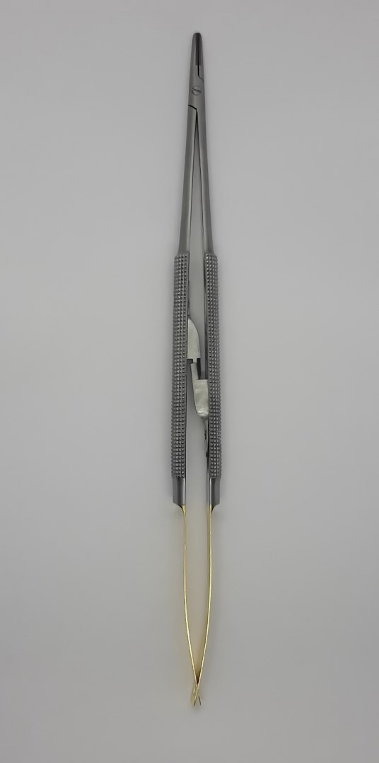 Igłotrzymacz CASTROVIEJO TC 18 cm Igłotrzymacz CASTROVIEJO TC 18 cm