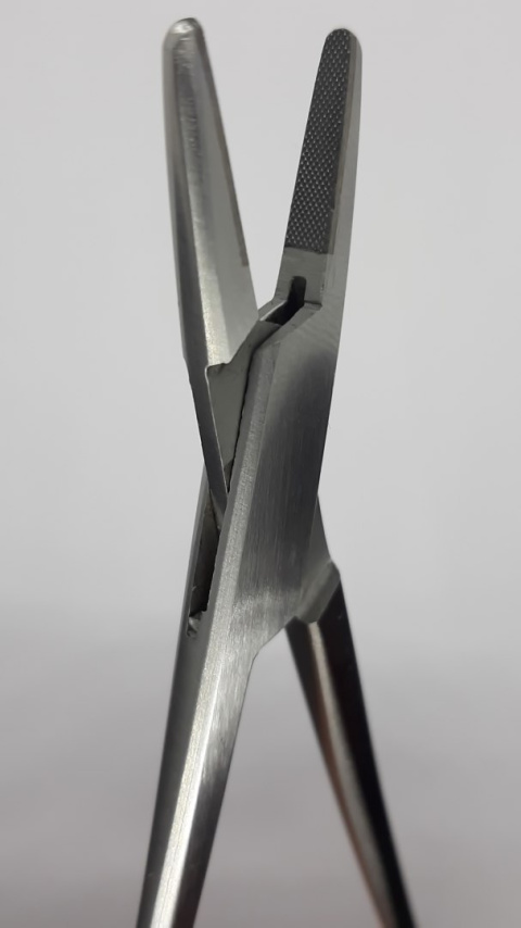 Igłotrzymacz Mayo-Hegar TC 16cm Igłotrzymacz Mayo-Hegar TC 16cm
