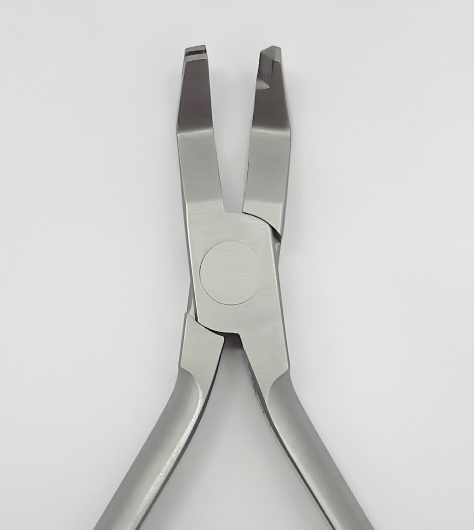 Ball Hook TC forceps for crimping hooks. Ball Hook TC forceps for crimping hooks.
