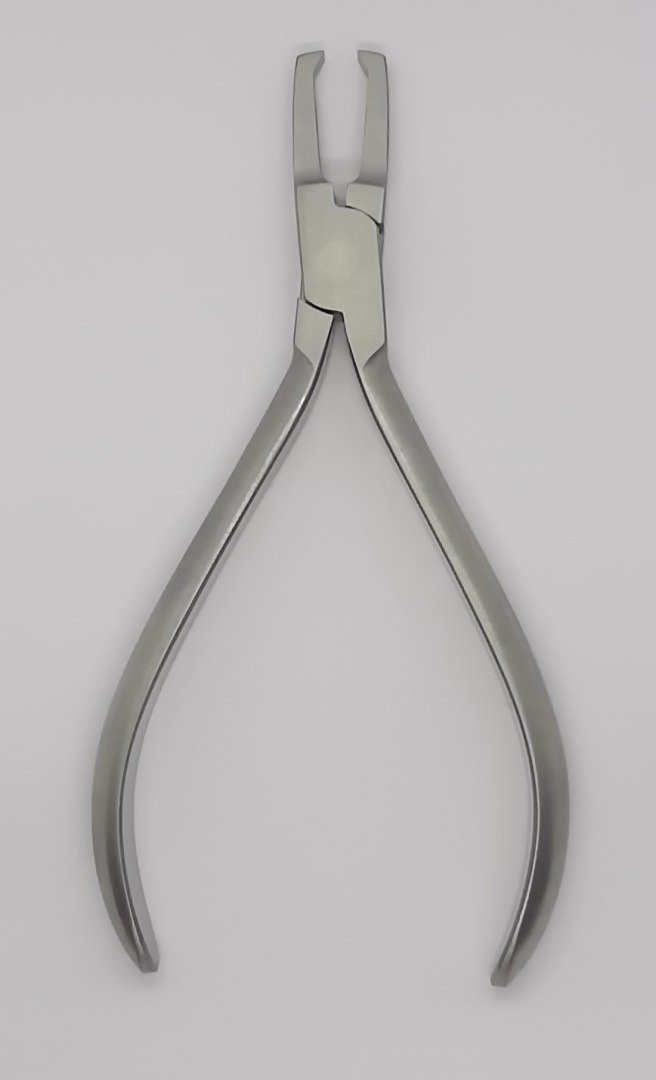 Orthodontic forceps for removing locks. Orthodontic forceps for removing locks.