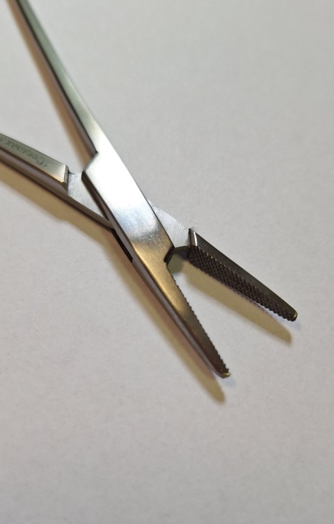 Igłotrzymacz Crile Wood, 16cm