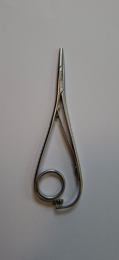 Igłotrzymacz Mathieu z pierścieniem 14 cm