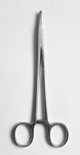 Igłotrzymacz Mayo-Hegar 18 cm.