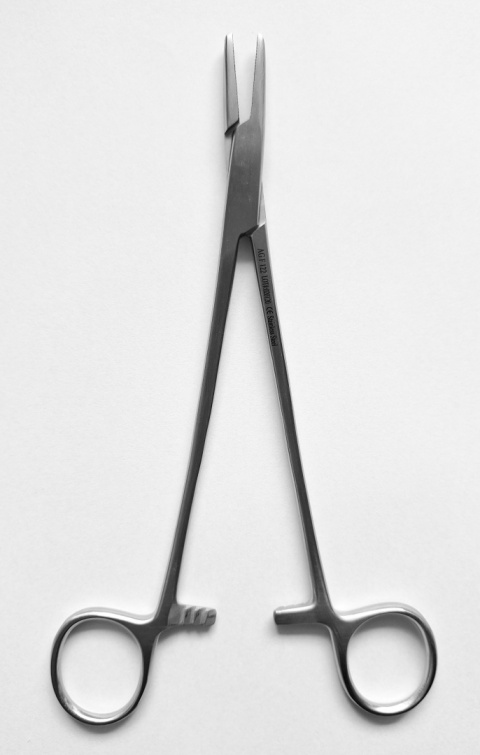 Igłotrzymacz Mayo-Hegar 18 cm.